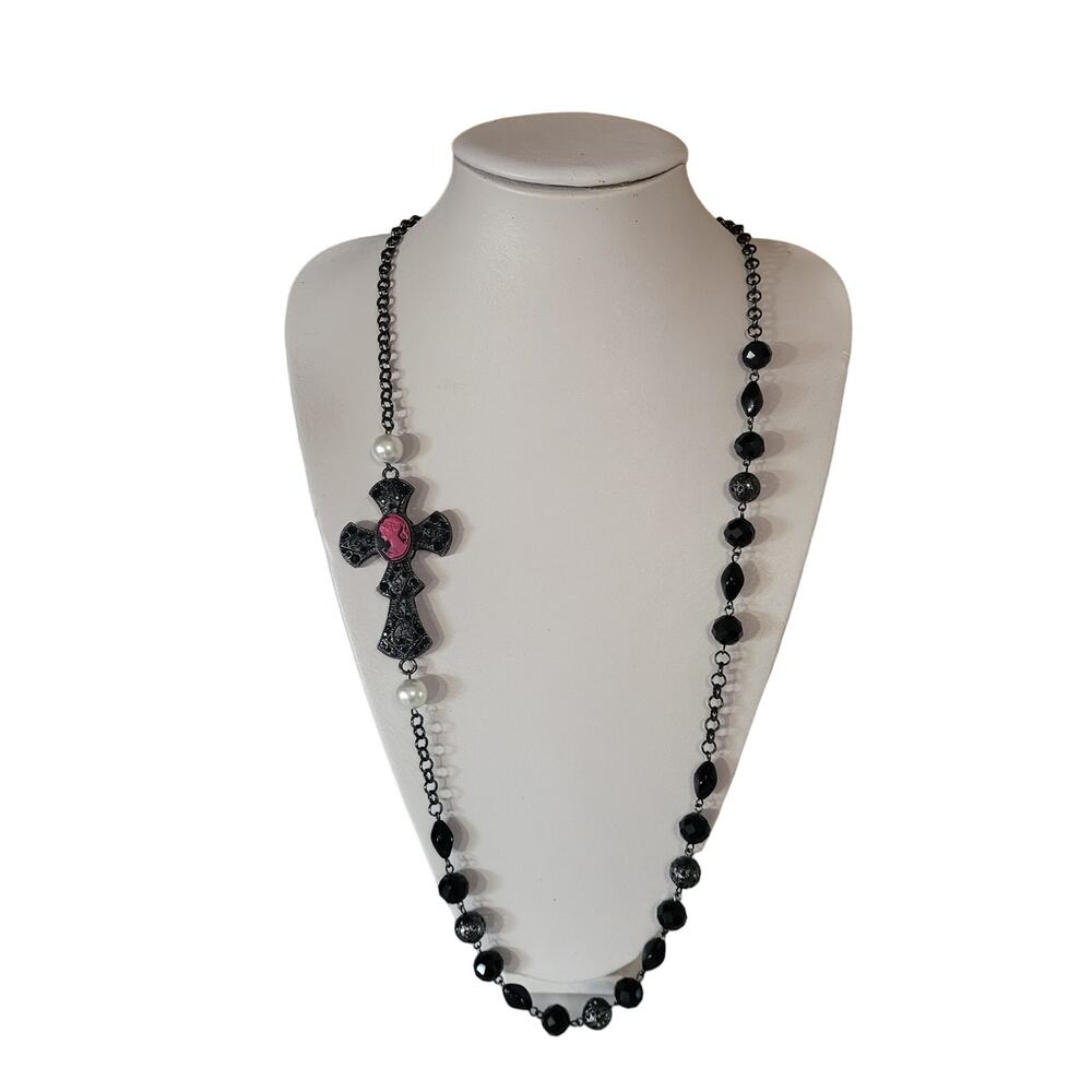 Off Park Collection Faux Crystal Pearl Cameo Necklace Black Gunmetal 36"